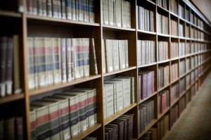 iStock_000008277326Small Library