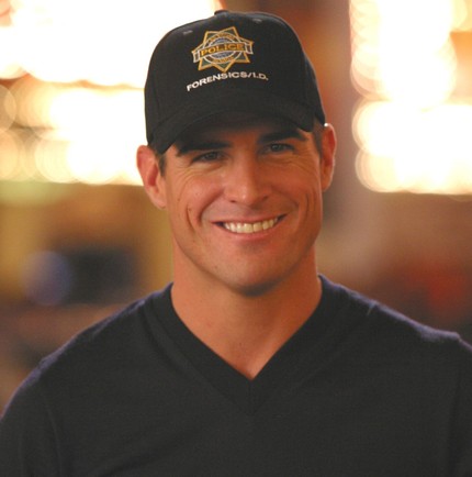 tvs-hottest-criminal-investigators-nick-stokes-2